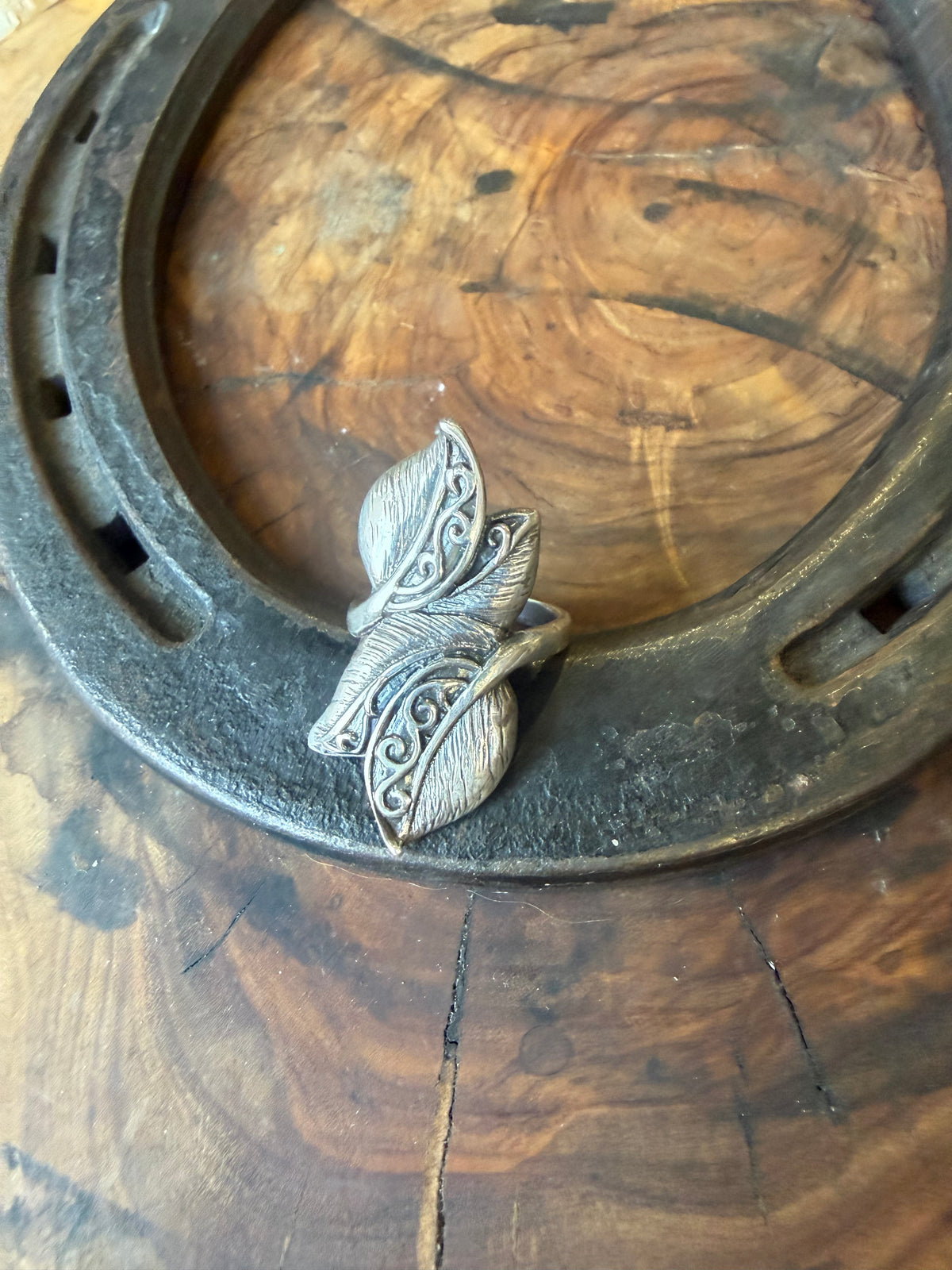 Heritage Series | Vintage Sterling Silver Floral Leaf Ring | Size 7