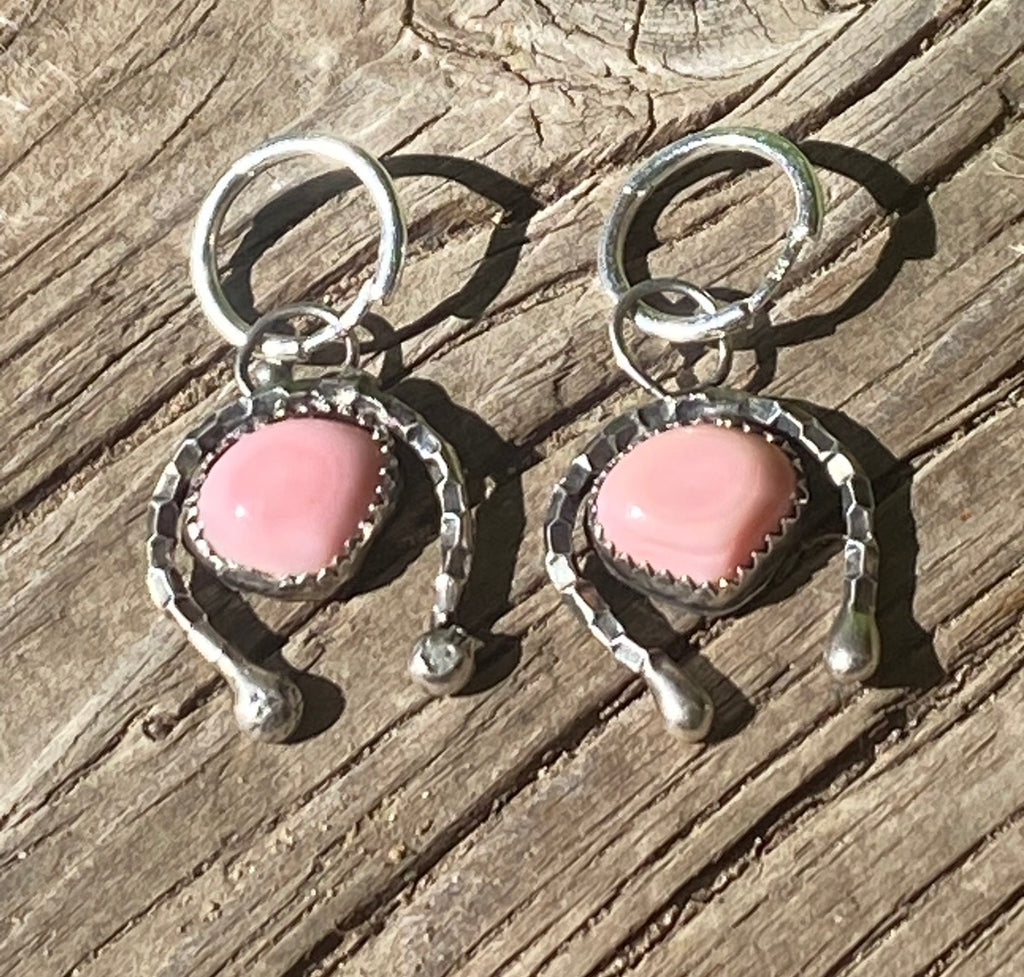 Heritage Series | Pink Conch Horseshoe Huggie Earrings